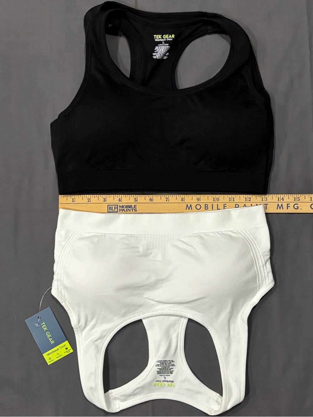 Tek Gear Lot of 3 Seamless Racerback Sports Bras Size Large Low Impact Padded - Picture 7 of 8